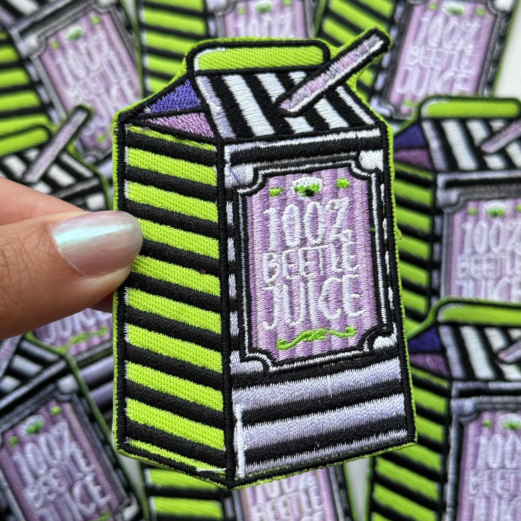 100% BeetleJuice - Embroidered Patch 100% BeetleJuice - Embroidered Patch